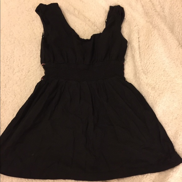 Embroidered Peplum Boho V-neck Top - Picture 2 of 2